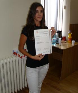 Colegiul Gojdu, singurul din Oradea care face testarea Cambridge, le-a predat elevilor certificatele 